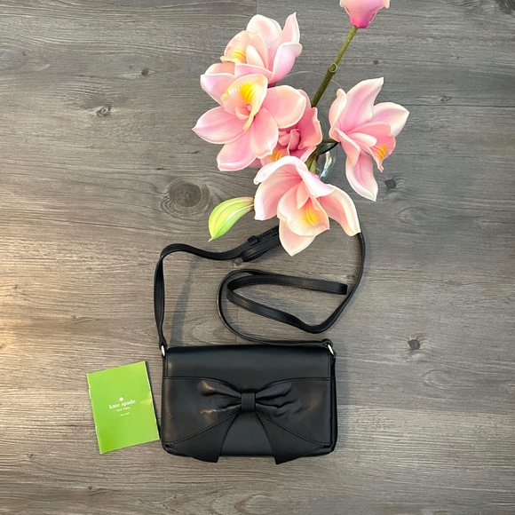 kate spade Handbags - KATE SPADE / HANOVER STREET ASTER CROSSBODY